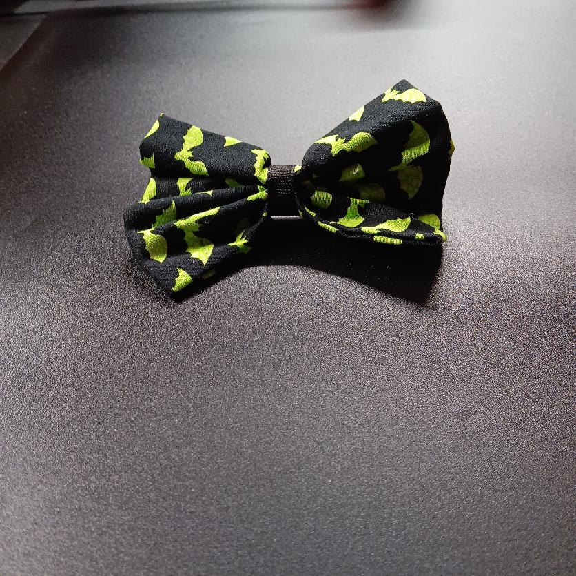 Handmade Medium Halloween Hair Bow with Lined Clip – Design G